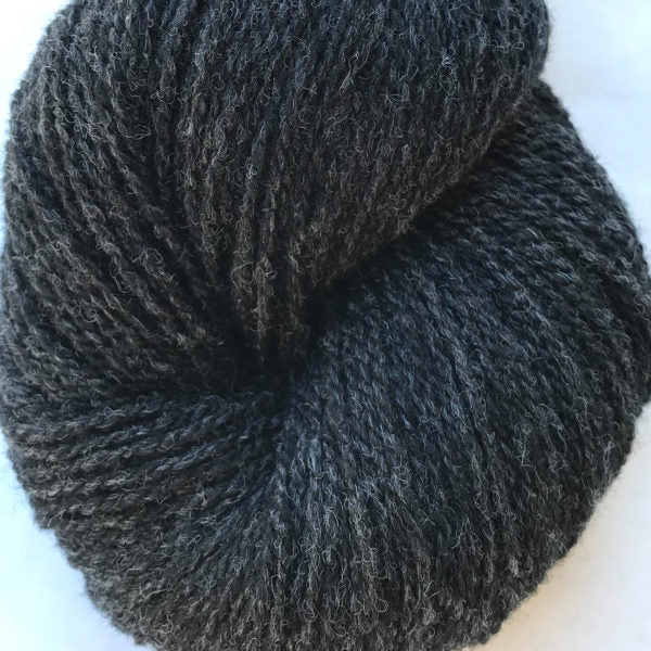 Hillesvag - Vilje Lamullgarn Blue Yarn