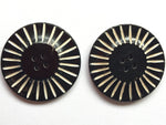 buttons 4196 black & white horn (40mm)