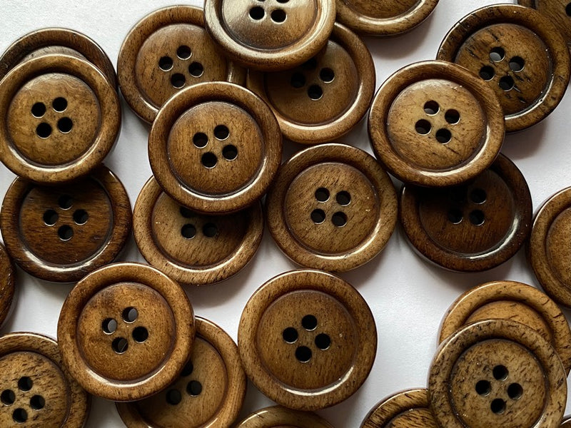 buttons 4626 glossy brown (20mm)