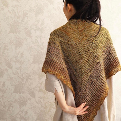 akifuyu limited edition shawl kit aki