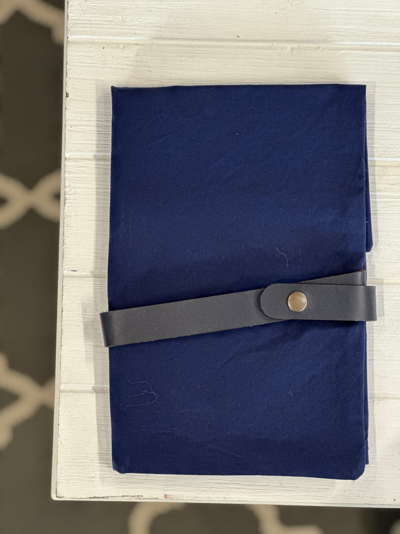 LOVaFUR Needle Case