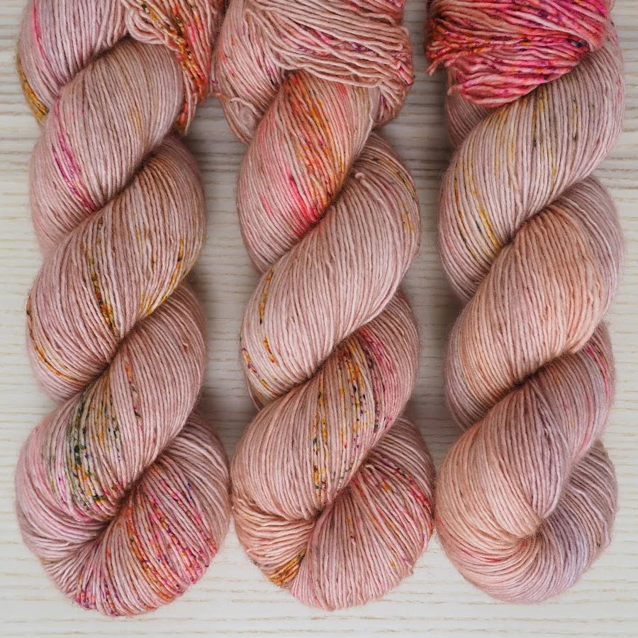 La Bien Aimée - Merino Singles