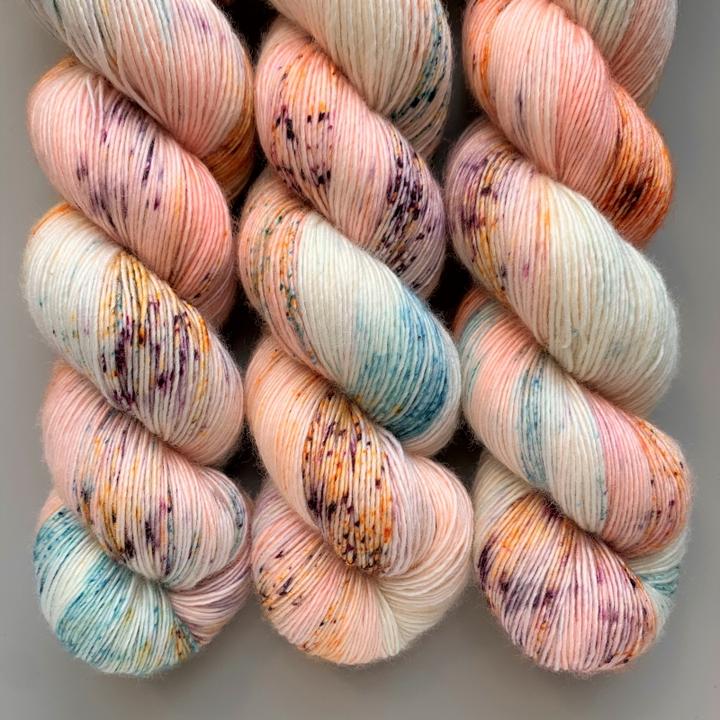 La Bien Aimée - Merino Singles