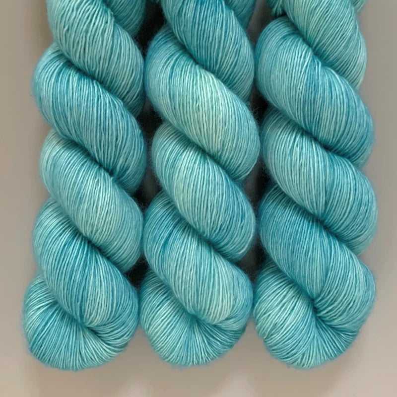 La Bien Aimée - Merino Singles