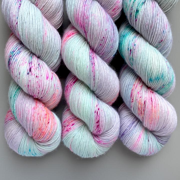 La Bien Aimée - Merino Singles