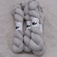 Black Elephant Singles Fingering (M-Z)