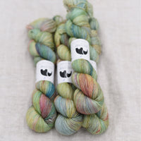 Black Elephant Singles Fingering (M-Z)