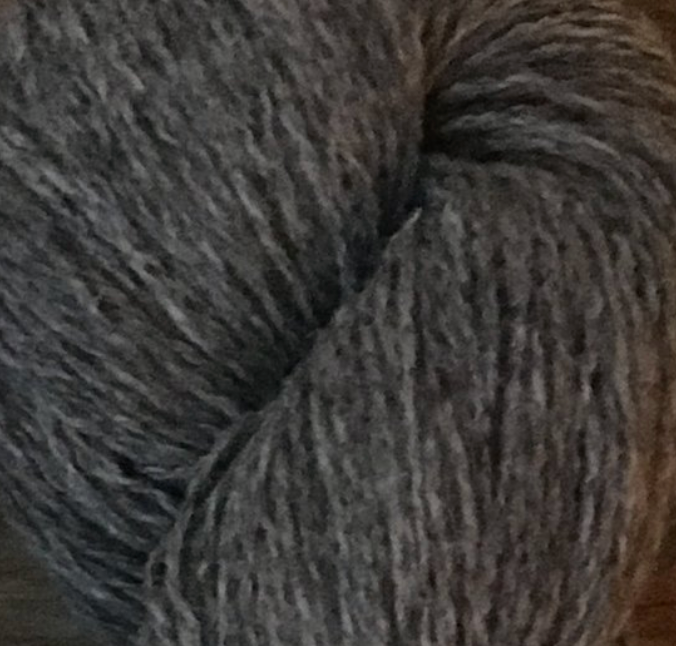 biches & bûches - le petit lambswool medium grey