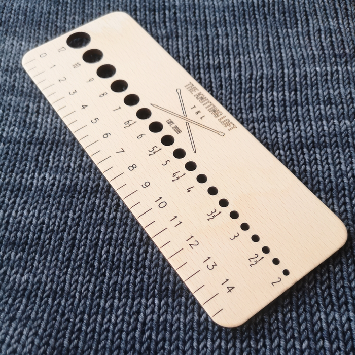 TKL Exclusive Knitting Needle Gauge & Ruler
