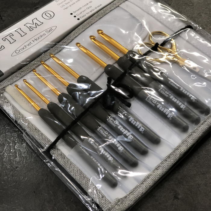 Etimo Crochet Hooks: Gold Set by Tulip