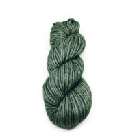 amelie by illimani yarn zp55 hunter green