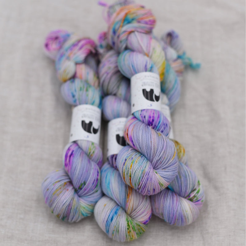 Black Elephant Singles Fingering (M-Z)