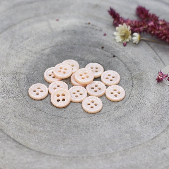 buttons - atelier brunette bliss - powder (11mm)