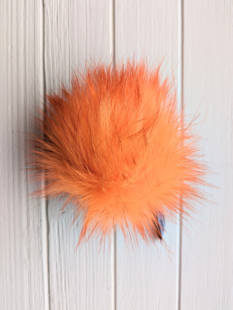 LOVaFUR Large Pom Poms (A-L)