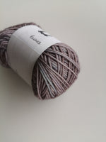 (vi)laines yarnlings - chaussettes sock facing the bogeyman (0b06)