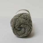 biches & bûches - le lambswool (50g) grey brown